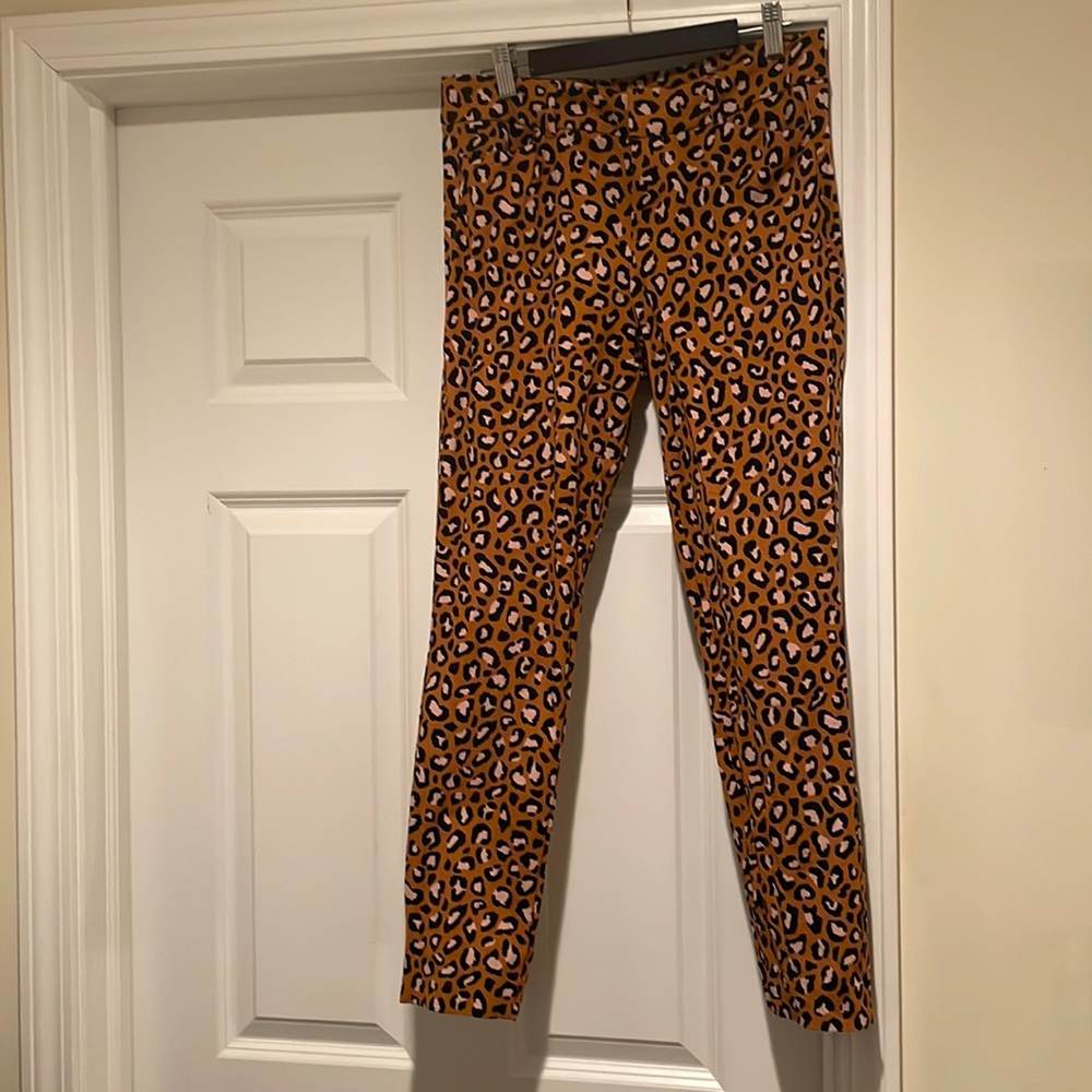 Cheetah/Leopard Pants Old Navy Size 6